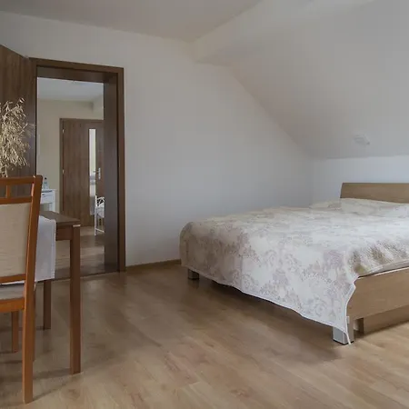 Rekreacny Dom Sisi Guest house Podhajska