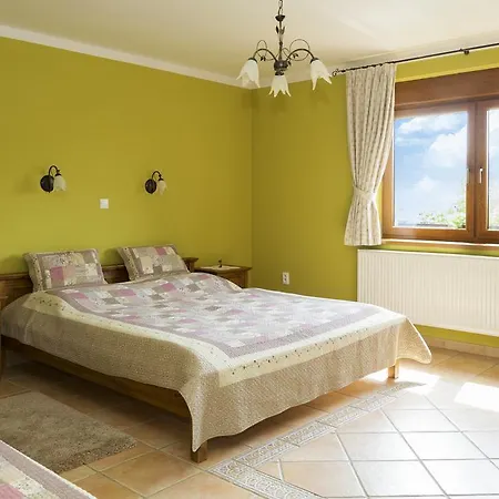 Rekreacny Dom Sisi 3* Podhájska